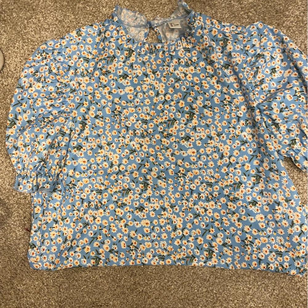 Floral top